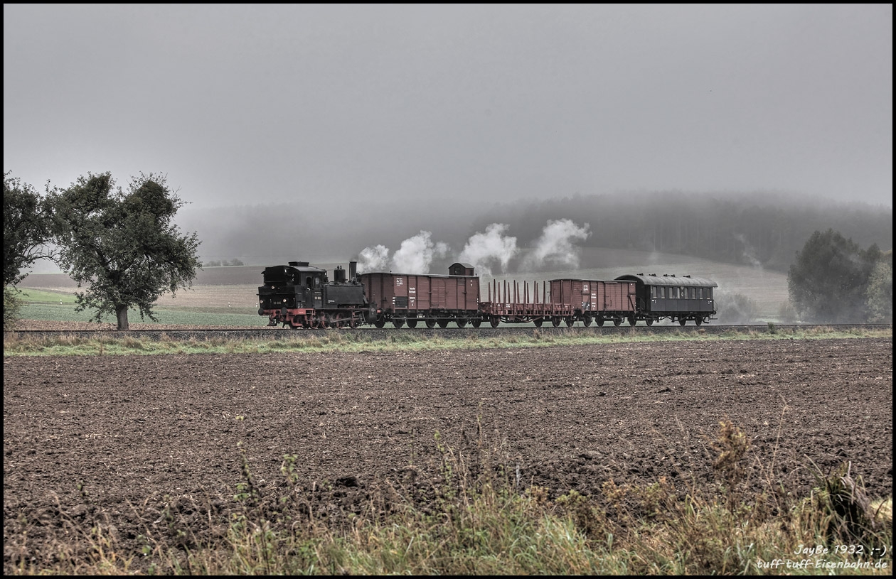 Letzter Fahrtag anno 2014: Vor Ostheim sehen wir den wunderschönen GmP